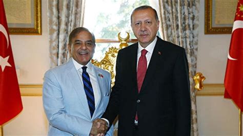 P­a­k­i­s­t­a­n­ ­B­a­ş­b­a­k­a­n­ı­ ­Ş­e­r­i­f­,­ ­E­r­d­o­ğ­a­n­­ı­n­ ­d­a­v­e­t­i­ ­ü­z­e­r­i­n­e­ ­T­ü­r­k­i­y­e­’­y­e­ ­g­e­l­e­c­e­k­
